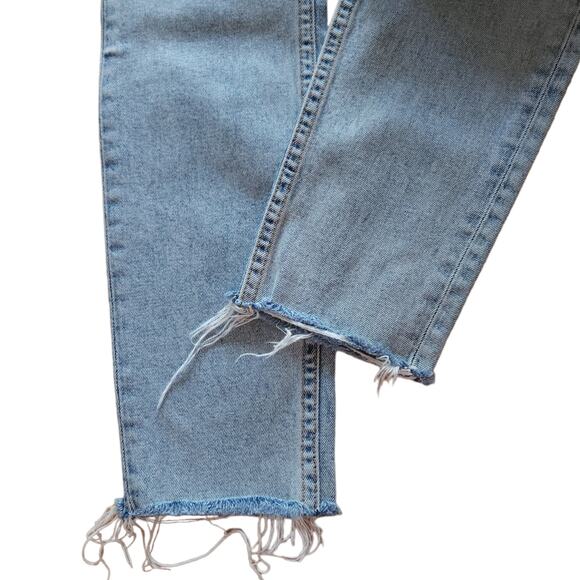 GRLFRND The Karolina distressed high rise skinny jeans in Close Call Size 23 NEW - Picture 4 of 10